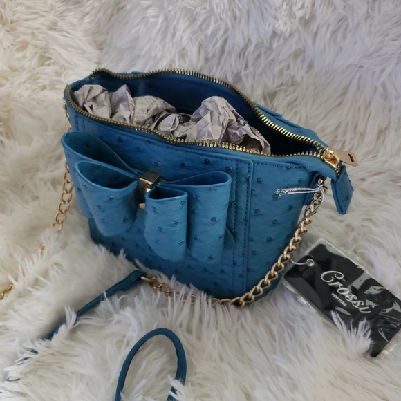 Crossi New York Bow Accent Handbag/Purse Gold Chain Strap Detail Brand NEW - Picture 2 of 3